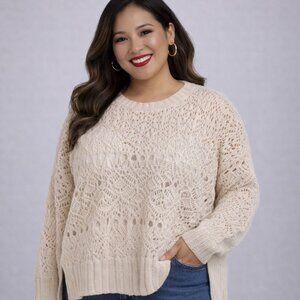 MONROE & MAIN Christmas sweater gift.  Gold threading. Crochet.  Plus Size 2X